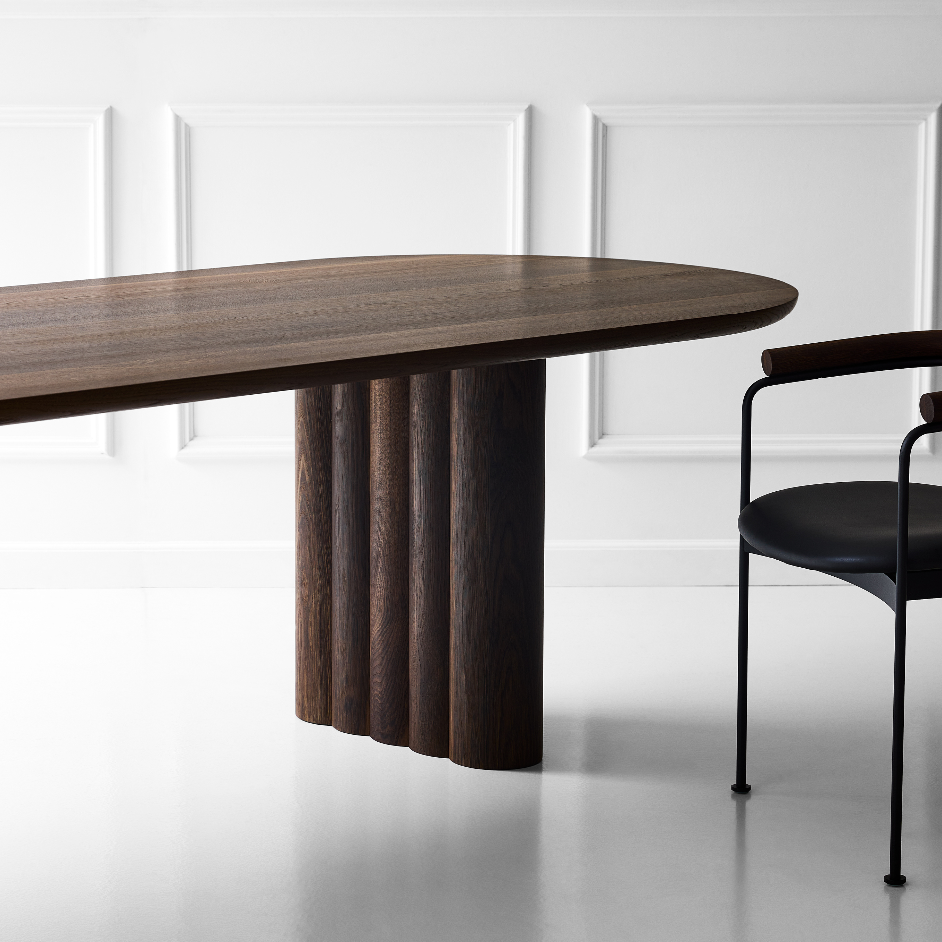 Plush Table Oval